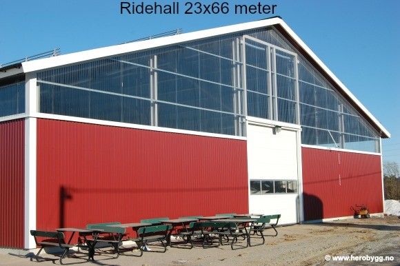 13 Ridehall 23x66 Meter